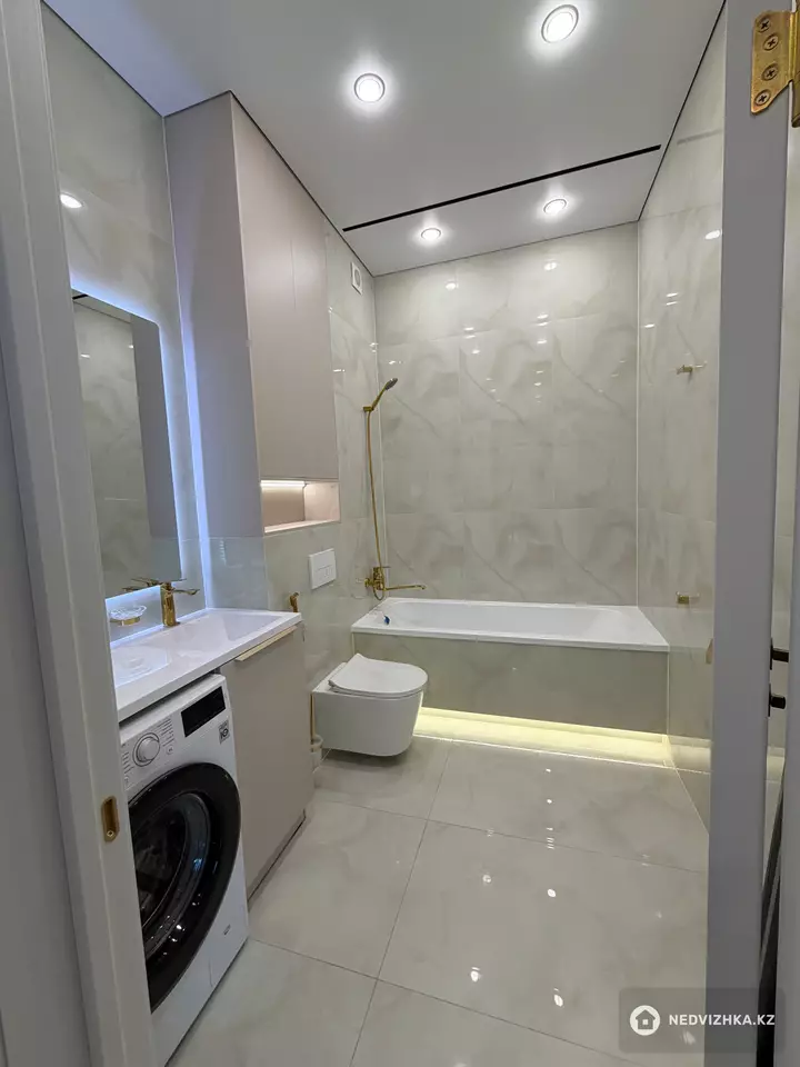 2-комнатная квартира, этаж 3 из 6, 44 м², фотография 4