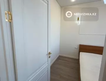 2-комнатная квартира, этаж 3 из 6, 44 м², миниатюра 10