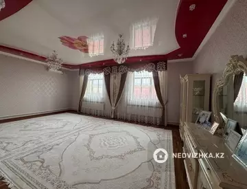8-комнатная часть дома, 1 соток, 300 м², миниатюра 5