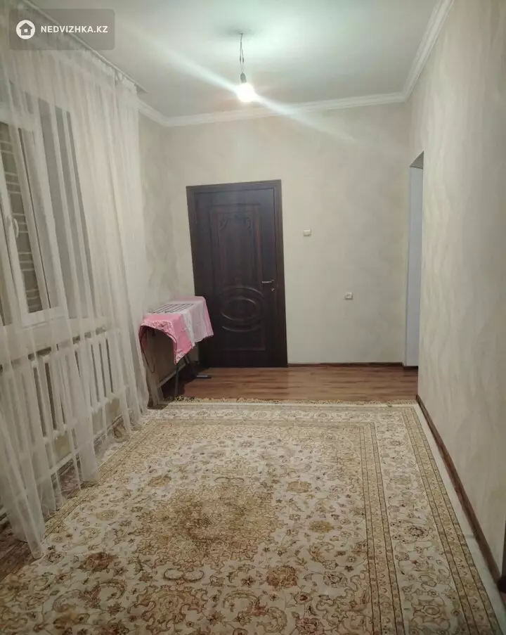 Разная недвижимость, 350 м², На длительный срок