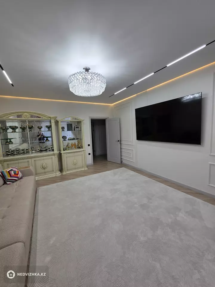 5-бөлмелі пәтер, қабат 1 барлық қабат саны 5, 164 м²