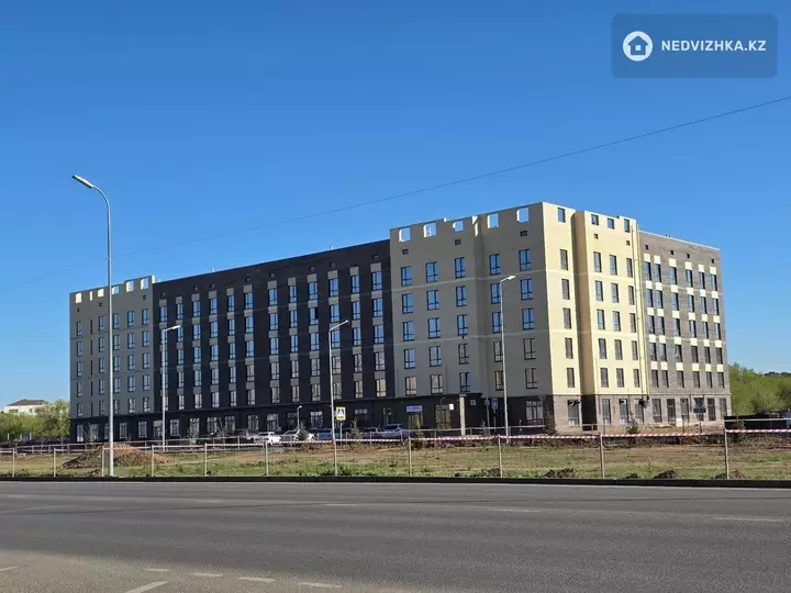 5-комнатная квартира, этаж 5 из 6, 174 м²