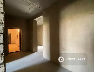5-комнатная квартира, этаж 5 из 6, 174 м², миниатюра 2