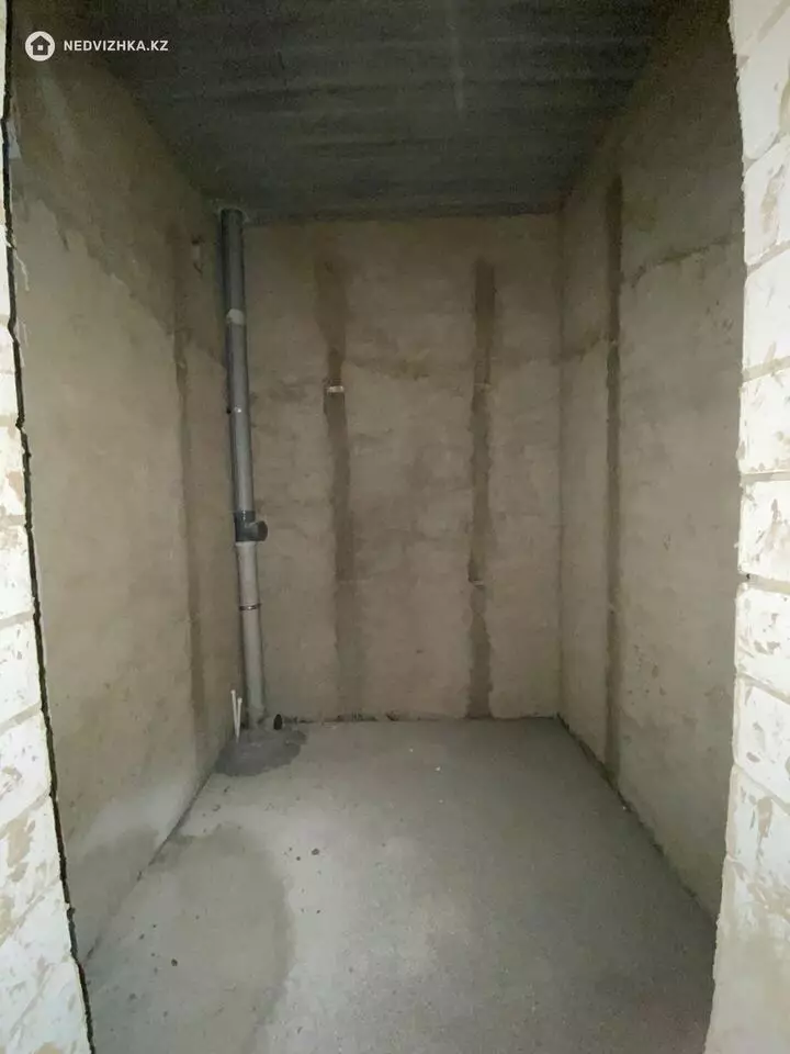 5-комнатная квартира, этаж 5 из 6, 174 м², фотография 3