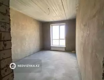 5-комнатная квартира, этаж 5 из 6, 174 м², миниатюра 4