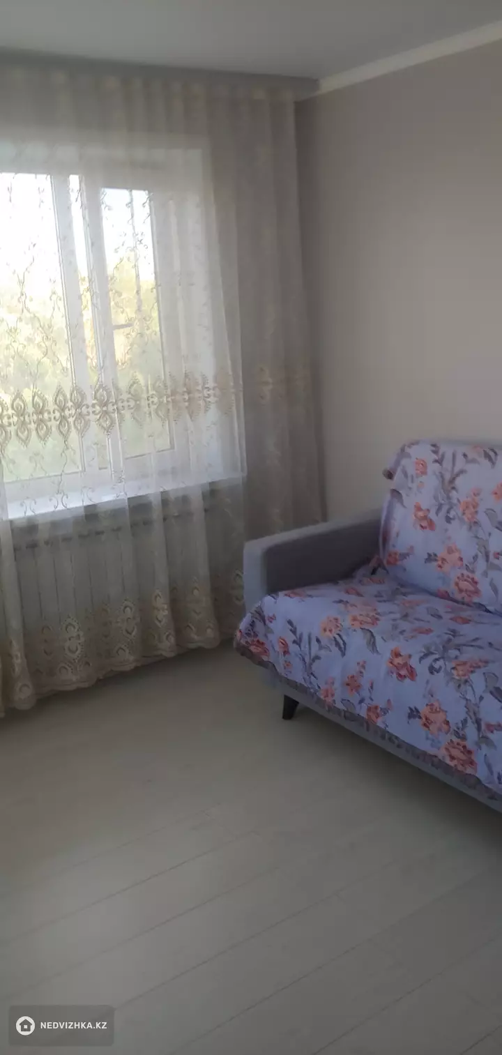 1-комнатная квартира, этаж 5 из 5, 32 м², На длительный срок, фотография 3