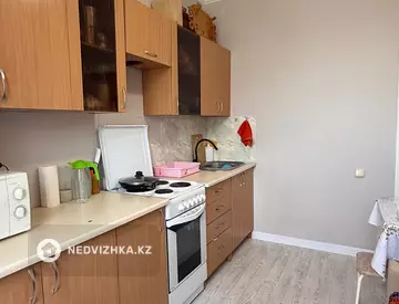 1-комнатная квартира, этаж 3 из 5, 30 м², миниатюра 1