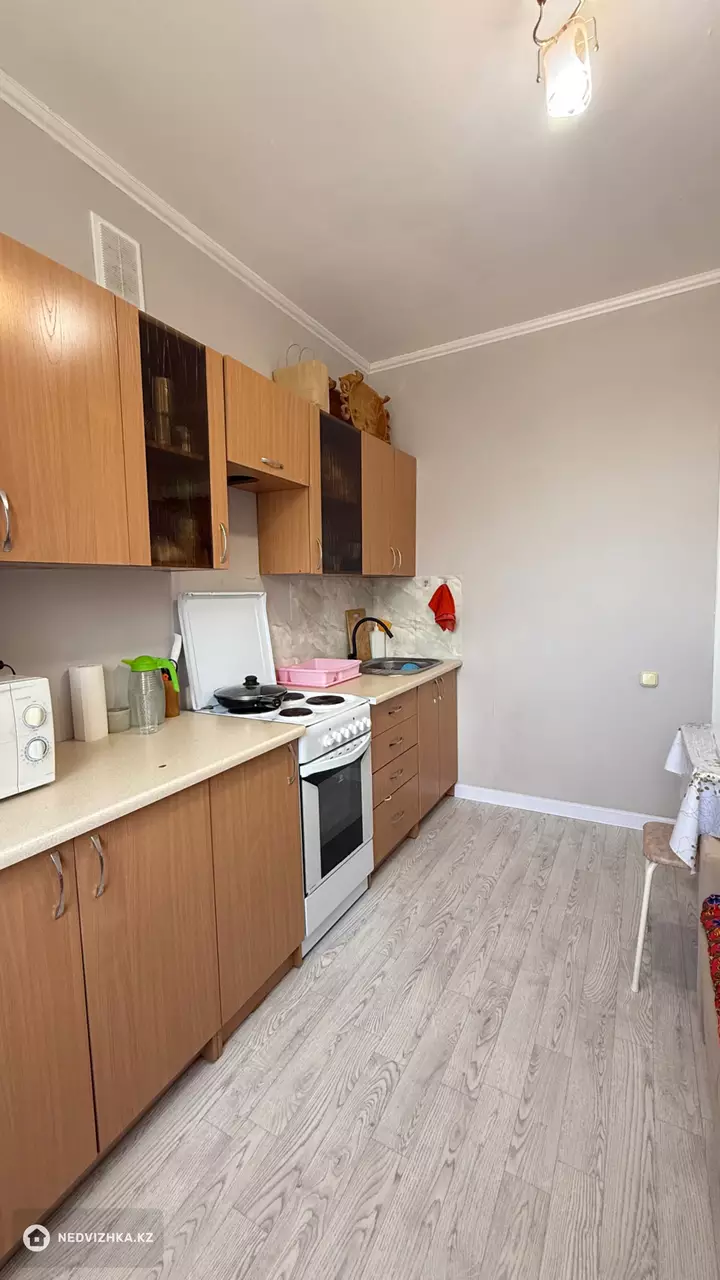 1-комнатная квартира, этаж 3 из 5, 30 м²