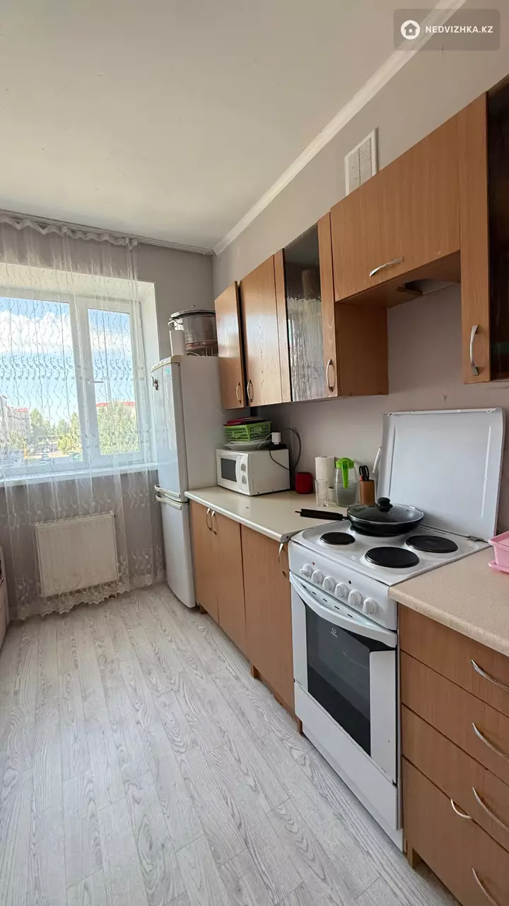 1-комнатная квартира, этаж 3 из 5, 30 м², фотография 3