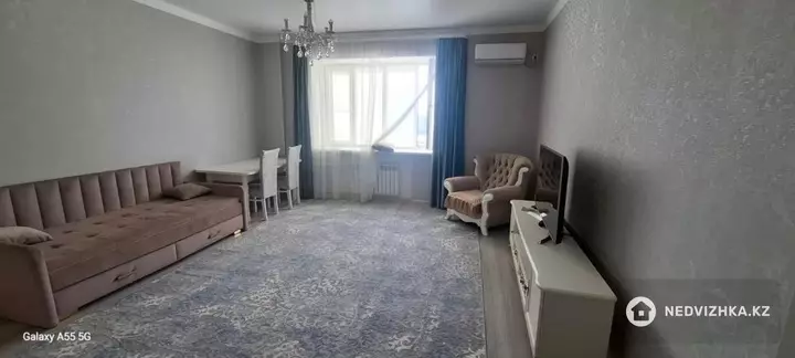 2-комнатная квартира, этаж 7 из 8, 96 м², фотография 2