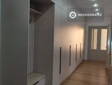 3-комнатная квартира, этаж 9 из 10, 101 м², миниатюра 12