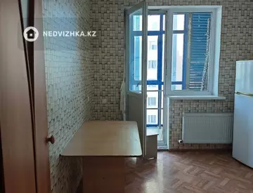 1-комнатная квартира, этаж 7 из 12, 45 м², миниатюра 3
