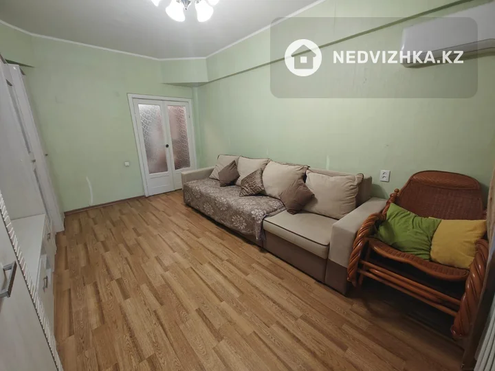 3-комнатная квартира, этаж 1 из 5, 72 м², фотография 3