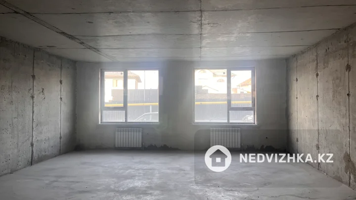 2-комнатная квартира, этаж 1 из 7, 52 м², фотография 2