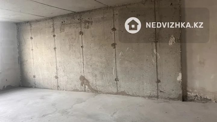 2-комнатная квартира, этаж 1 из 7, 52 м², фотография 4