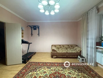 2-комнатная квартира, этаж 9 из 9, 58 м², миниатюра 4