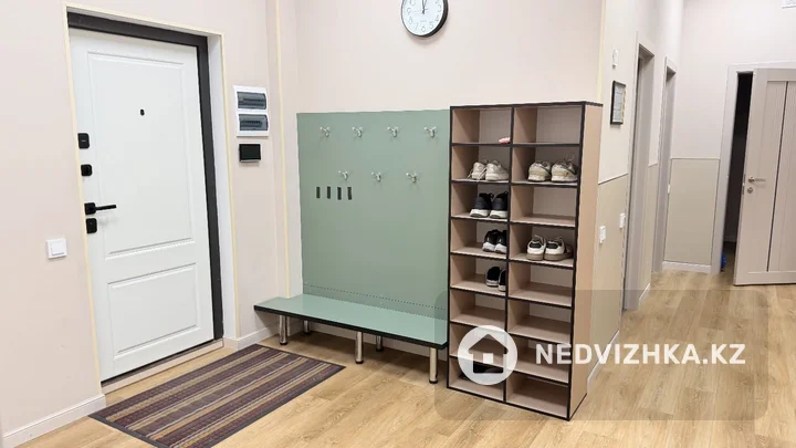 5-комнатная квартира, этаж 1 из 12, 134 м², фотография 2