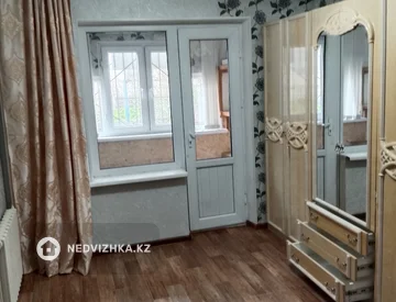 2-комнатная квартира, этаж 1 из 5, 51 м², На длительный срок, миниатюра 1