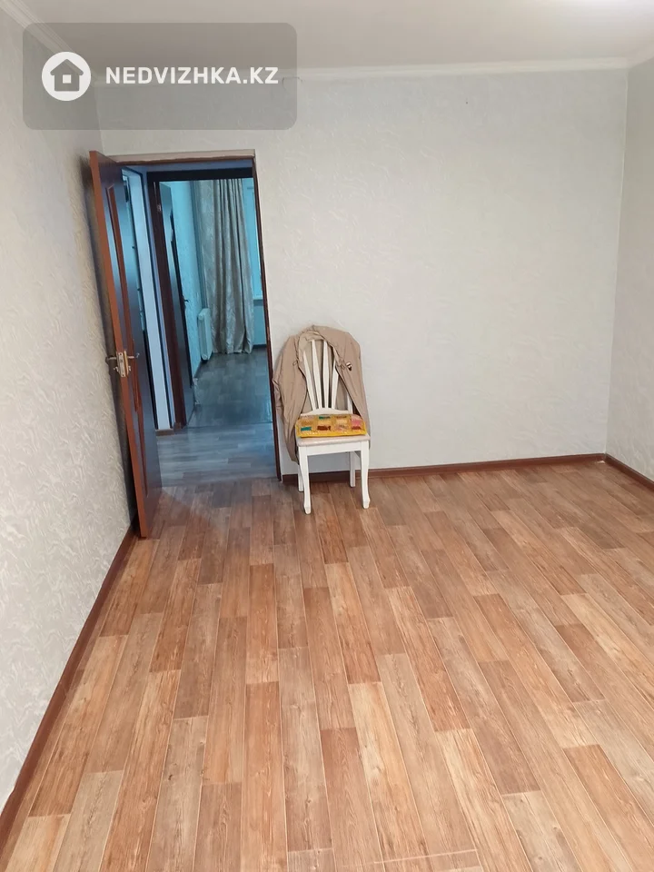 2-комнатная квартира, этаж 1 из 5, 51 м², На длительный срок, фотография 2