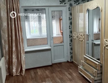 2-комнатная квартира, этаж 1 из 5, 51 м², На длительный срок, миниатюра 10