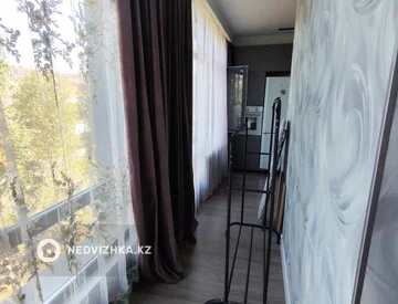 3-комнатная квартира, этаж 3 из 5, 90 м², На длительный срок, миниатюра 4