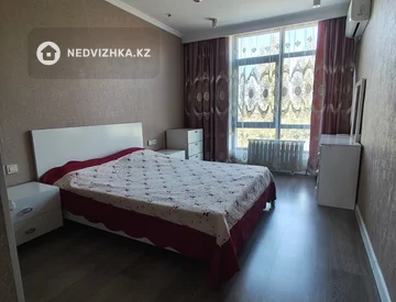 3-комнатная квартира, этаж 3 из 5, 90 м², На длительный срок, миниатюра 6