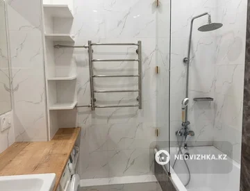 3-комнатная квартира, этаж 3 из 5, 90 м², На длительный срок, миниатюра 8