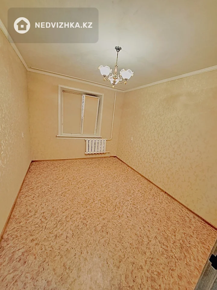 2-комнатная квартира, этаж 4 из 5, 52 м², фотография 4