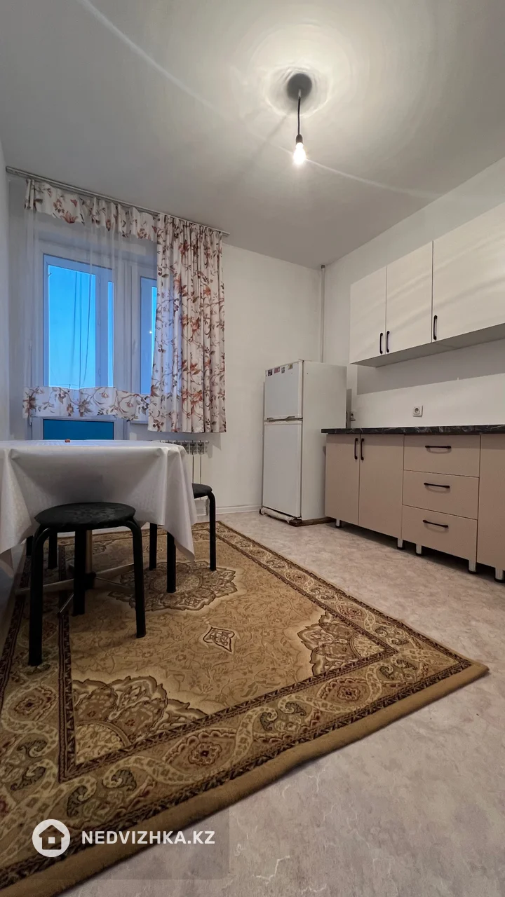 1-комнатная квартира, этаж 2 из 6, 36 м², На длительный срок, фотография 2