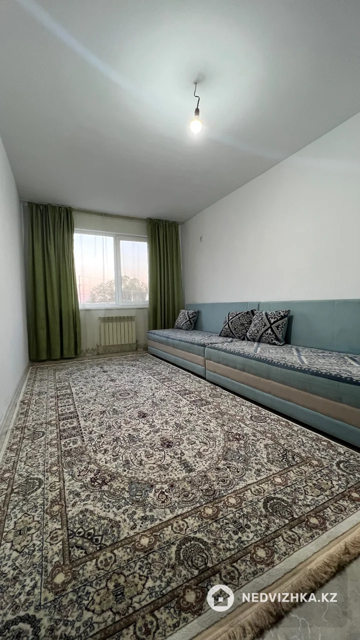 1-комнатная квартира, этаж 2 из 6, 36 м², На длительный срок