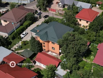 6-комнатный дом, 13 соток, 370 м², миниатюра 1
