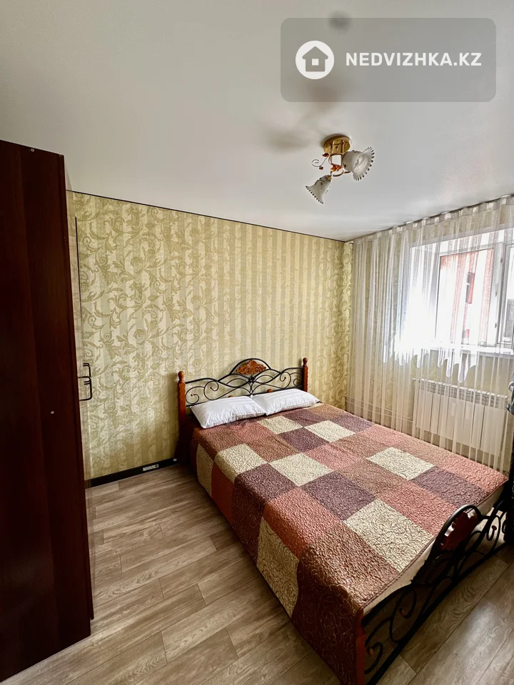 2-комнатная квартира, этаж 8 из 9, 50 м², фотография 2
