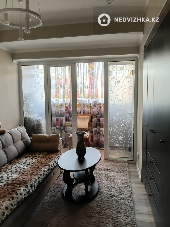 2-комнатная квартира, этаж 4 из 9, 59 м², фотография 2