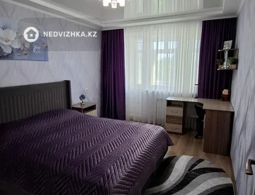 2-комнатная квартира, этаж 4 из 5, 47 м², миниатюра 2