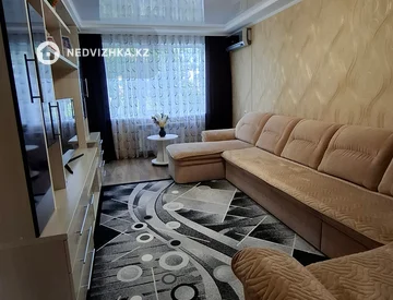 2-комнатная квартира, этаж 4 из 5, 47 м², миниатюра 3