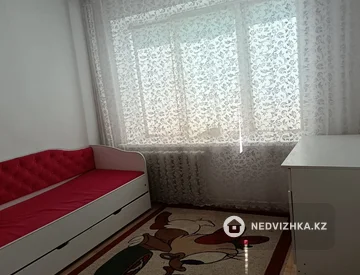 3-комнатная квартира, этаж 3 из 5, 57 м², На длительный срок, миниатюра 4