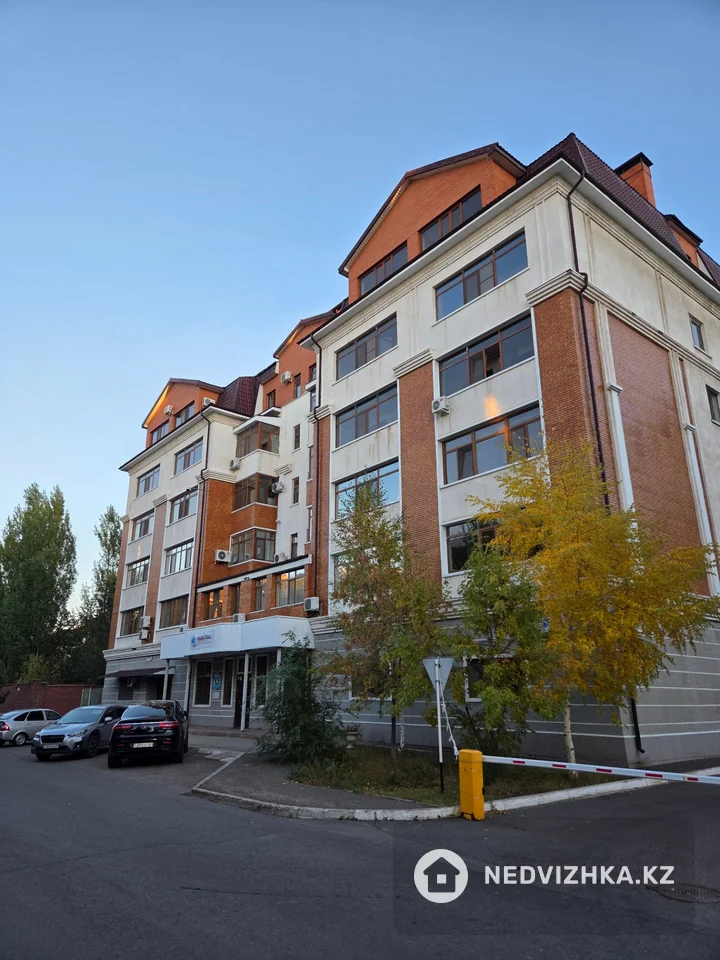 Офис, Магазин и др., этаж 1 из 6, 84 м², фотография 3