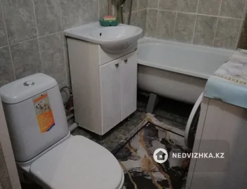 2-комнатная квартира, этаж 4 из 5, 41 м², На длительный срок, миниатюра 2