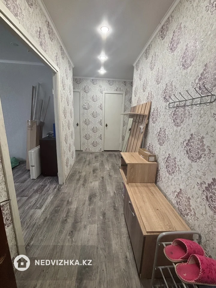 2-комнатная квартира, этаж 3 из 6, 50 м², фотография 3