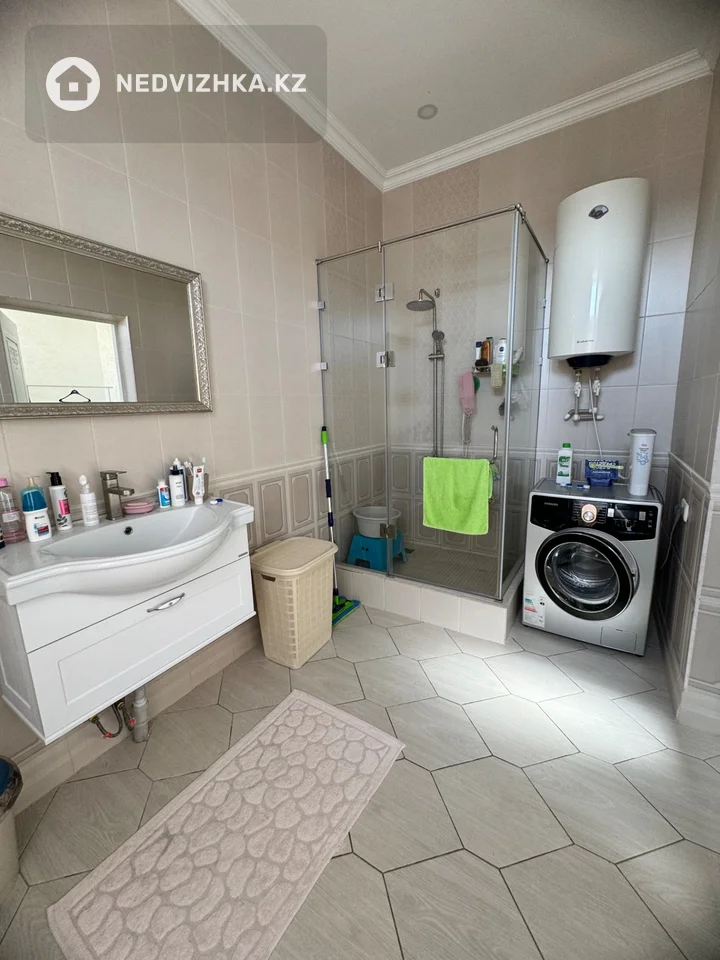 6-комнатный дом, 9 соток, 250 м², фотография 5