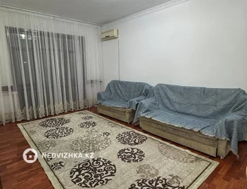 3-комнатная квартира, этаж 4 из 5, 70 м², На длительный срок, миниатюра 10