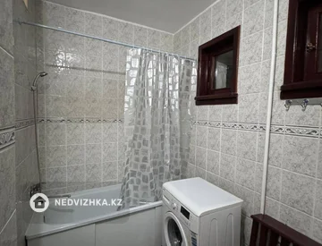 3-комнатная квартира, этаж 4 из 5, 70 м², На длительный срок, миниатюра 12