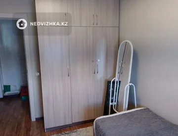 3-комнатная квартира, этаж 5 из 5, 55 м², миниатюра 3