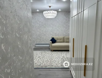 3-комнатная квартира, этаж 11 из 13, 80 м², миниатюра 1