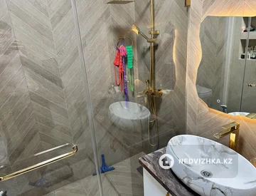 3-комнатная квартира, этаж 11 из 13, 80 м², миниатюра 12