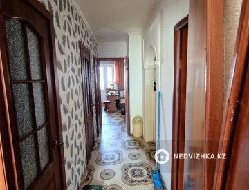 3-комнатная квартира, этаж 7 из 10, 70 м², миниатюра 5
