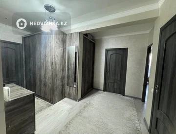 3-бөлмелі пәтер, қабат 5 барлық қабат саны 13, 91 м², 2-нобай