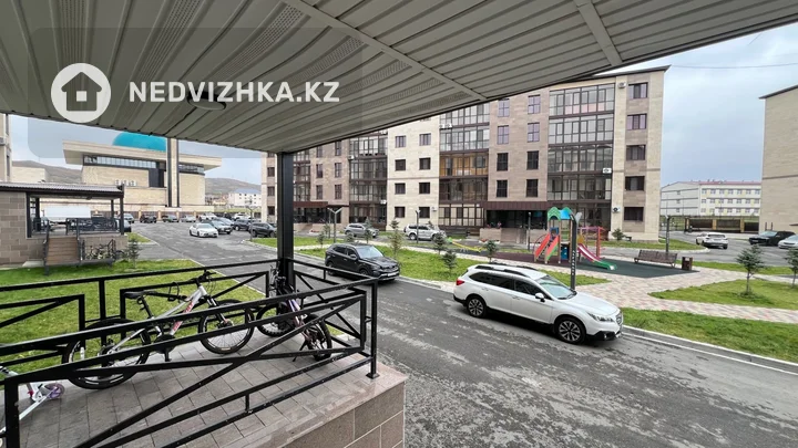 3-комнатная квартира, этаж 2 из 5, 107 м²