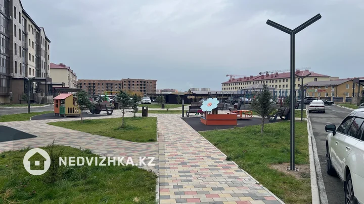 3-комнатная квартира, этаж 2 из 5, 107 м², фотография 3
