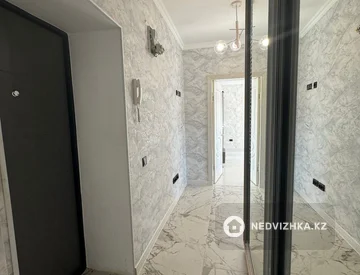 2-комнатная квартира, этаж 5 из 9, 78 м², миниатюра 2